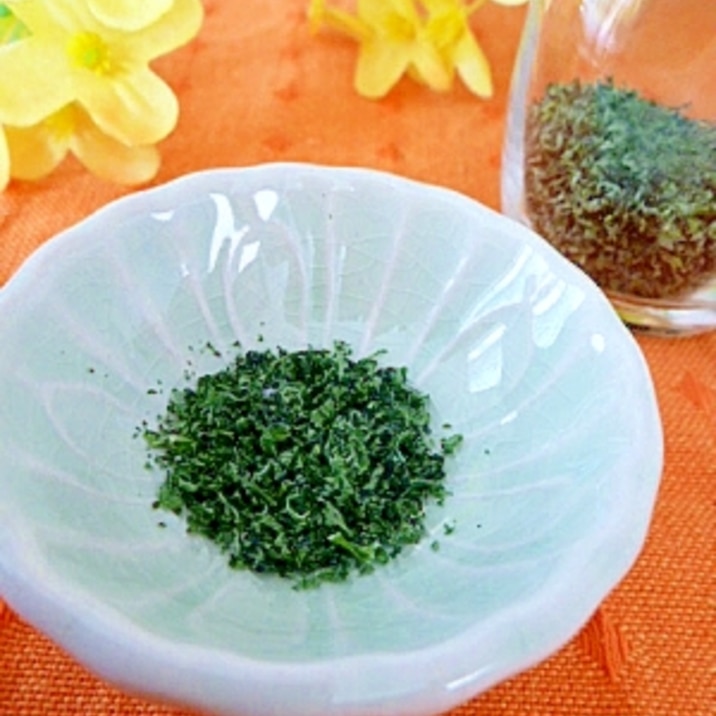 簡単!天日干しするだけ☆自家製乾燥パセリ